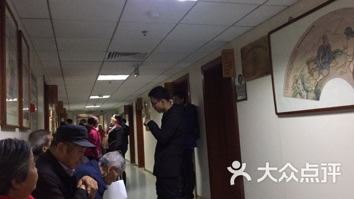 关于广安门中医院代挂号,享受免排队走绿色通道!的信息