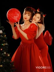 -雪中彩影婚纱摄影·微光艺术中心