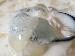 -志龙皇冠吃货椰子铺