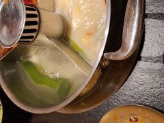 -晓宇重庆火锅(西安荟聚店)