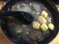 -百年尹氏汤包(环球美食荟店)