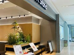 -M Stand(北京平安幸福中心店)