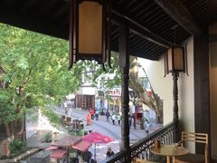 -猫的天空之城概念书店(杭州南宋御街店)