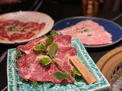 -山川小町·极番烧肉(新地假日广场店)