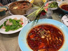 磁器口毛血旺-渝乡辣婆婆·川菜 水煮鱼(中山西路店)