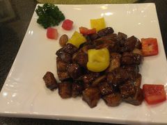珍菌小牛肉-乾园风尚五大道