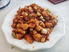 -鑫巴蜀小镇 · 水煮鱼专研店(玉桥店)