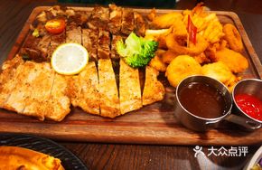 Signature Steak Meat Platter