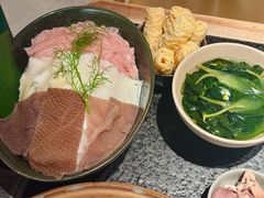 -三出山火锅(南京万象天地店)