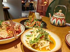 -纳鲁孜·新疆特色餐厅(上海悦荟广场店)