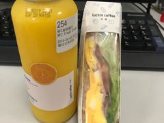 -瑞幸咖啡(中国凤凰大厦店)