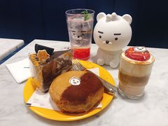 -KAKAO FRIENDS(弘大店)