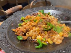 -聚鑫朋酸菜肥肠(文艺路口店)