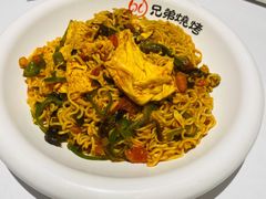 炒方便面-白氏兄弟烧烤(尹家沟店)