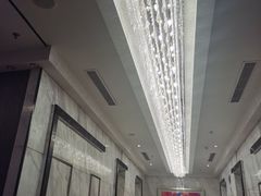 -上海虹桥西郊假日酒店