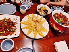 -钟掌勺忘不了地道湘菜(新天地假日广场店)