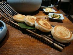 摩登粑粑-云海肴·汽锅鸡·云南菜(天津国金汇店)