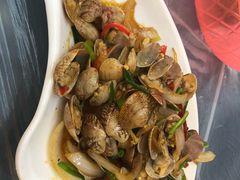 -覃记海鲜美食餐厅