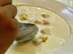 奶油蘑菇汤-小白桦西餐厅