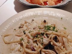 -春树下·树屋花房西餐厅(罍街AS1980店)