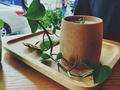 -ZING COFFEE 镜咖啡