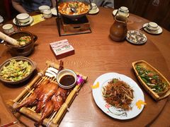 -老滇山寨•云南特色菜•地方菜•民族风情歌舞表演(金碧店)