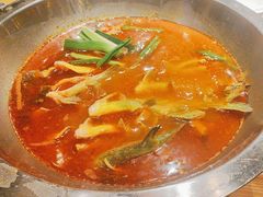 -老凯俚酸汤鱼(多彩城店)