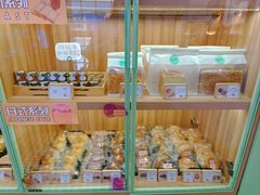 零售区-野上麦田(中贸广场店)