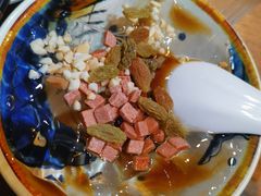 -臻鲜燕海鲜融合餐厅(金陵style店)