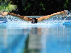 -格易美游泳馆健身房(新昆仑店)