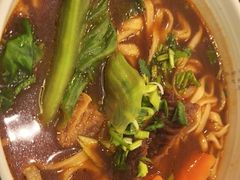 -康师傅私房牛肉面(马泉营奥莱店)