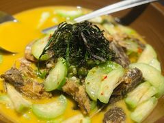 鲜嫩黄骨鱼焖丝瓜-老湘亲·品鉴湘菜(湖里店)