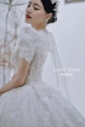 -Lady  Jane高端婚纱礼服馆