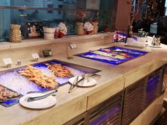 自助取餐区-天伦松鹤大饭店·欣妮咖啡