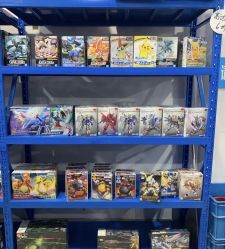 -逝水玩具折扣店