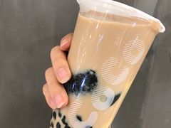 牛奶三兄弟-CoCo都可(湖滨银泰店B区店)