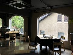 -穹六人间 people 6(岳阳路店)