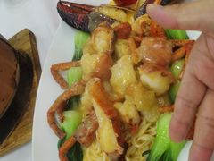 -粤盛海鲜平价店(洛溪食街店)