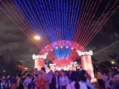 -万绿园