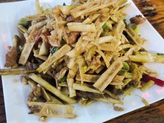 -朗妈私房菜(婺女州店)