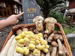 -桥边小楼·手工云南菜·丽江地标美食