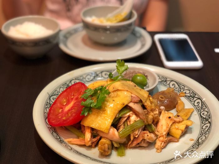 大头虾越式风味(光明广场店)越式盐焗麻油鸡图片 - 第923张