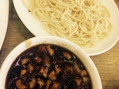 -巴依兄弟西域美食(机场店)