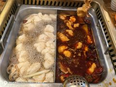 -东巴人鱼豆花火锅(幸福街店)