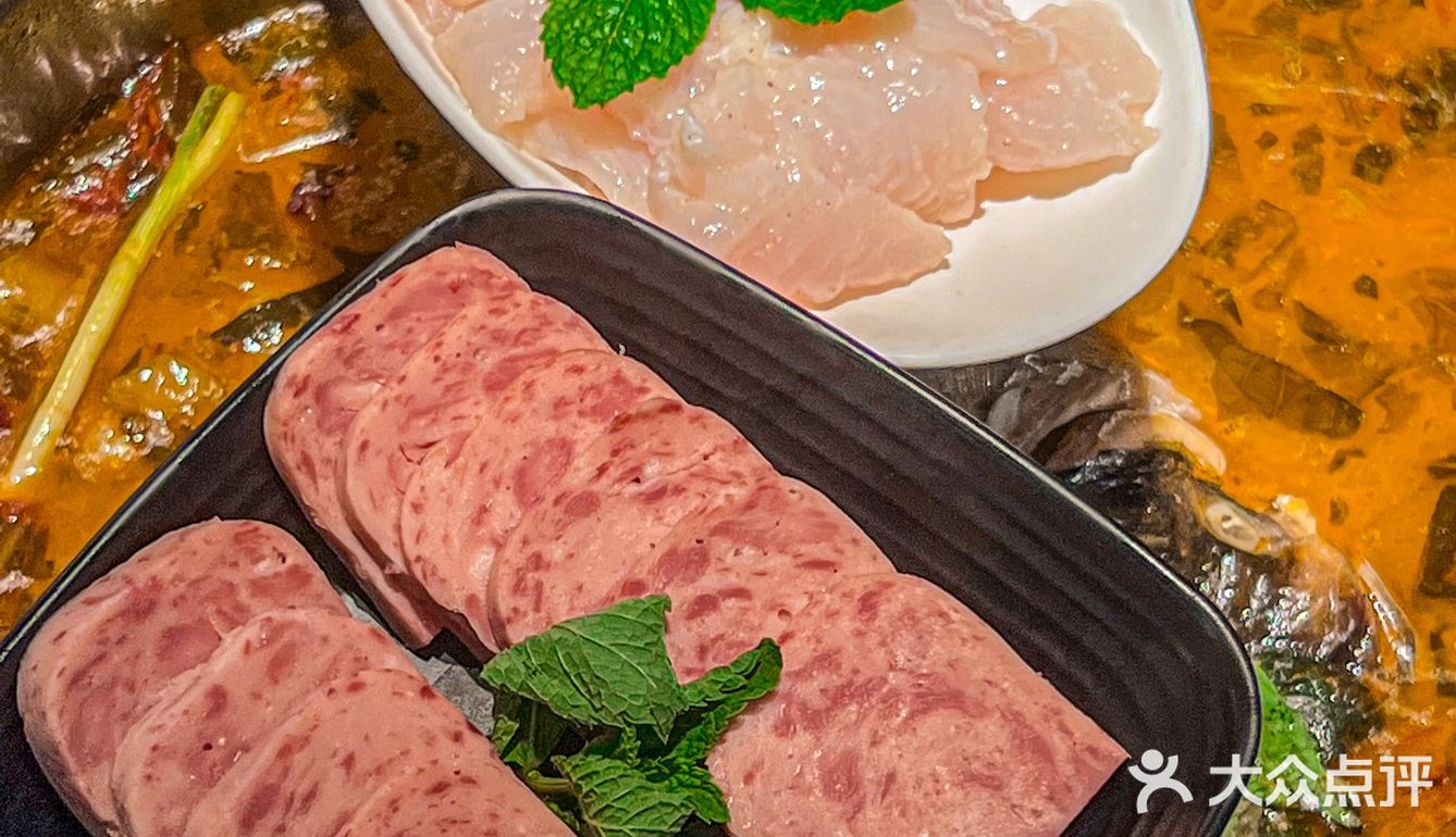 好家伙！头一次吃泡椒酸菜味蛙锅就沦陷了啦  