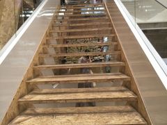 -新华里咖啡书吧(新华书店小寨店)