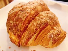 爆浆牛角-丁香西饼屋(桂林路店)