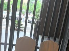 -鱼鲜饭香·招牌汽锅剁椒鱼头王