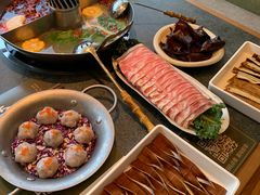 -山悦里 山野·鲜火锅(罗斯福广场店)