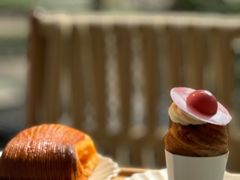 -VERIE BAKEHOUSE